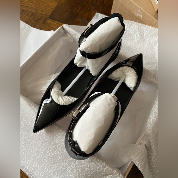 Christian Louboutin Lock Ballerina Flats, Patent, Black, 36.5 - Picture 7 of 11